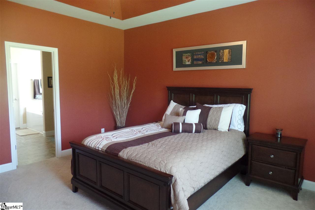 542 Hood Road Greenville, SC 29611 - Photo 15 of 23 Gallery Image 15