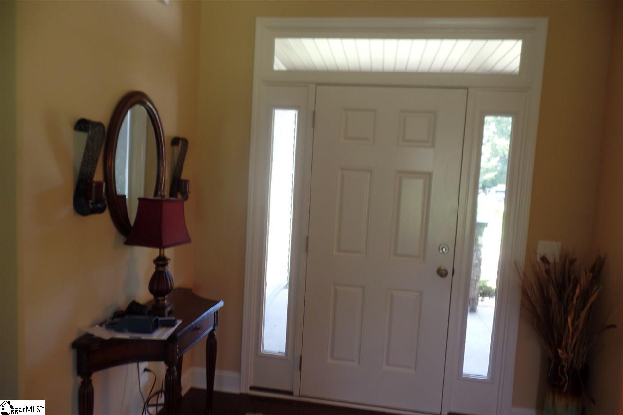 542 Hood Road Greenville, SC 29611 - Photo 10 of 23 Gallery Image 10