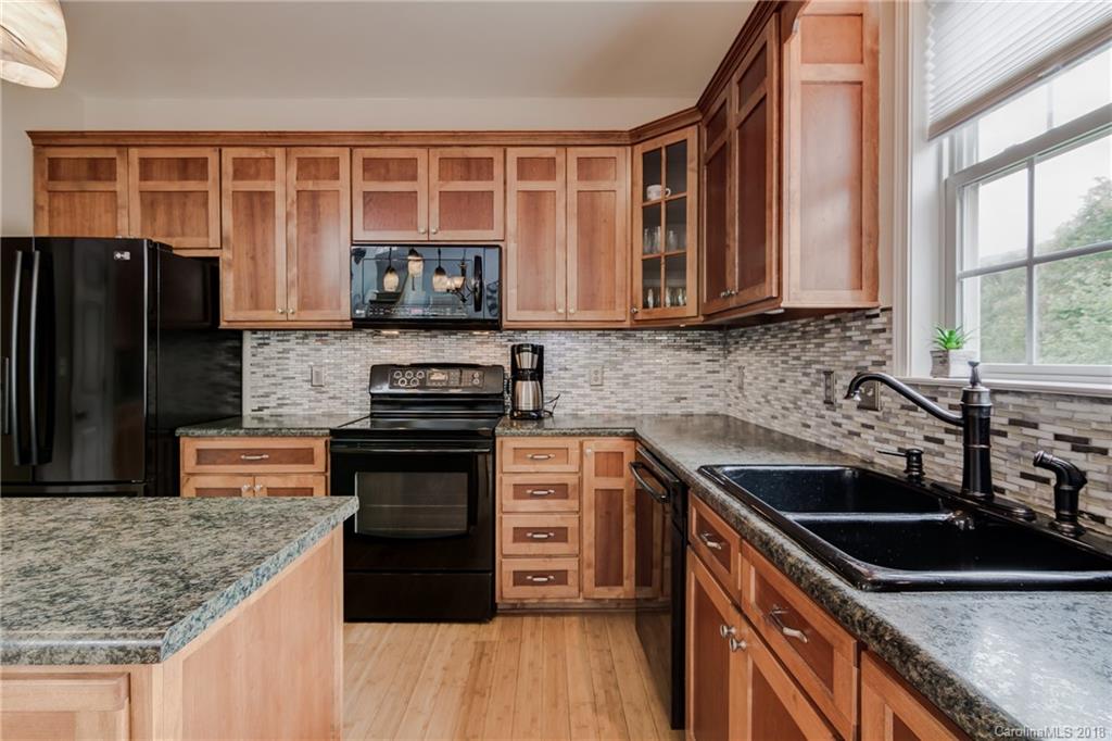 318 English Oak Road, Unit 250 Fletcher, NC 28732 - Photo 16 of 35 Gallery Image 16