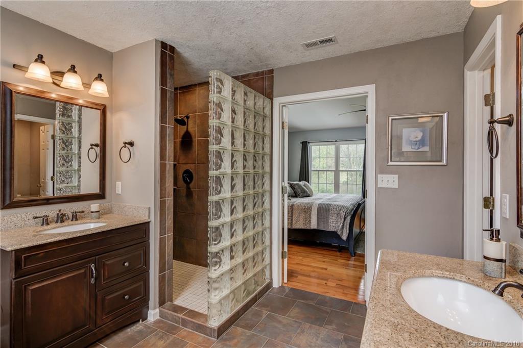 318 English Oak Road, Unit 250 Fletcher, NC 28732 - Photo 22 of 35 Gallery Image 22