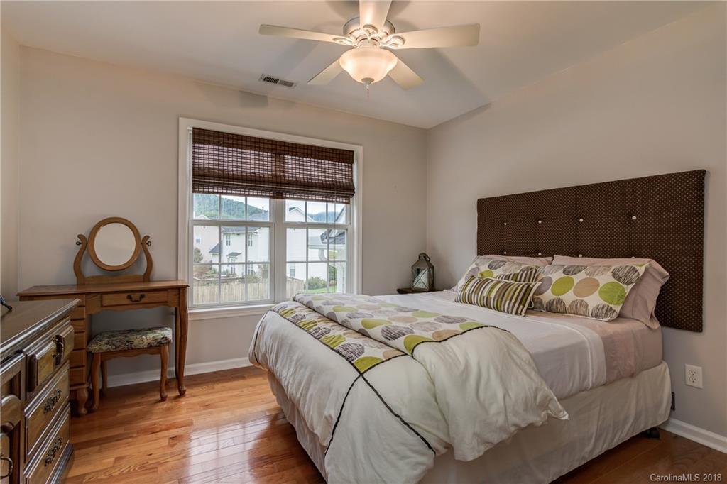318 English Oak Road, Unit 250 Fletcher, NC 28732 - Photo 23 of 35 Gallery Image 23