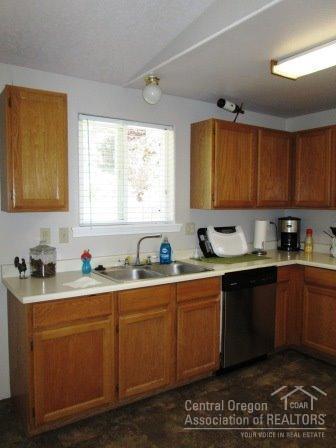 1630 Southwest 35th Street Redmond, OR 97756 - Photo 10 of 22 Additional Photo