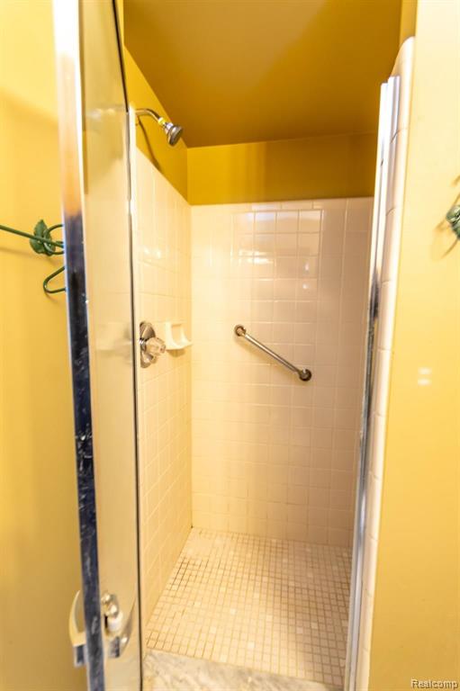 1504 Meadowside Drive Rochester Hills, MI 48307 - Photo 20 of 26