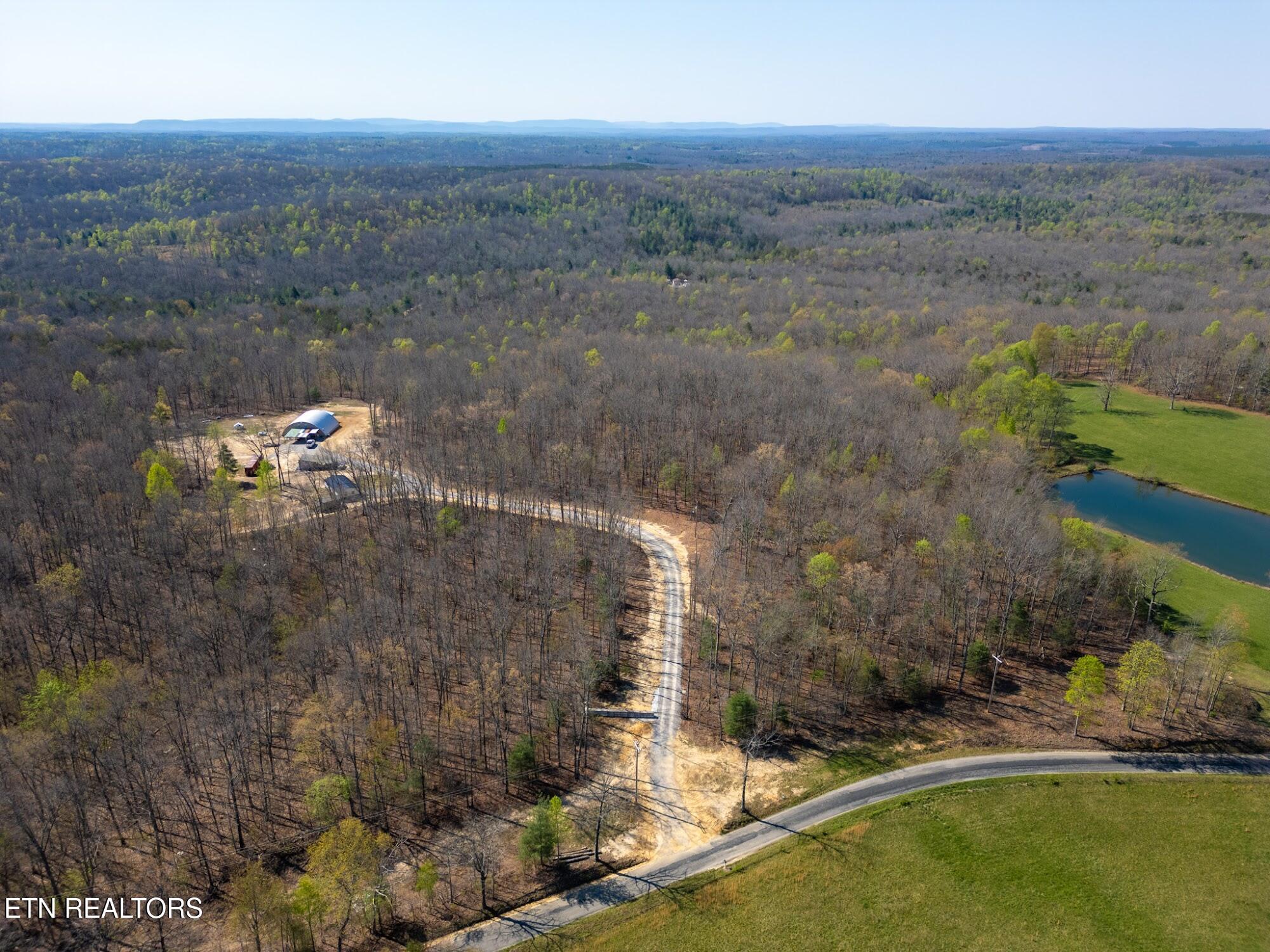 009.01 Tn 37872 Road, Unit 31 Deer Lodge, TN 37726 - Photo 7 of 19 IMG_0028