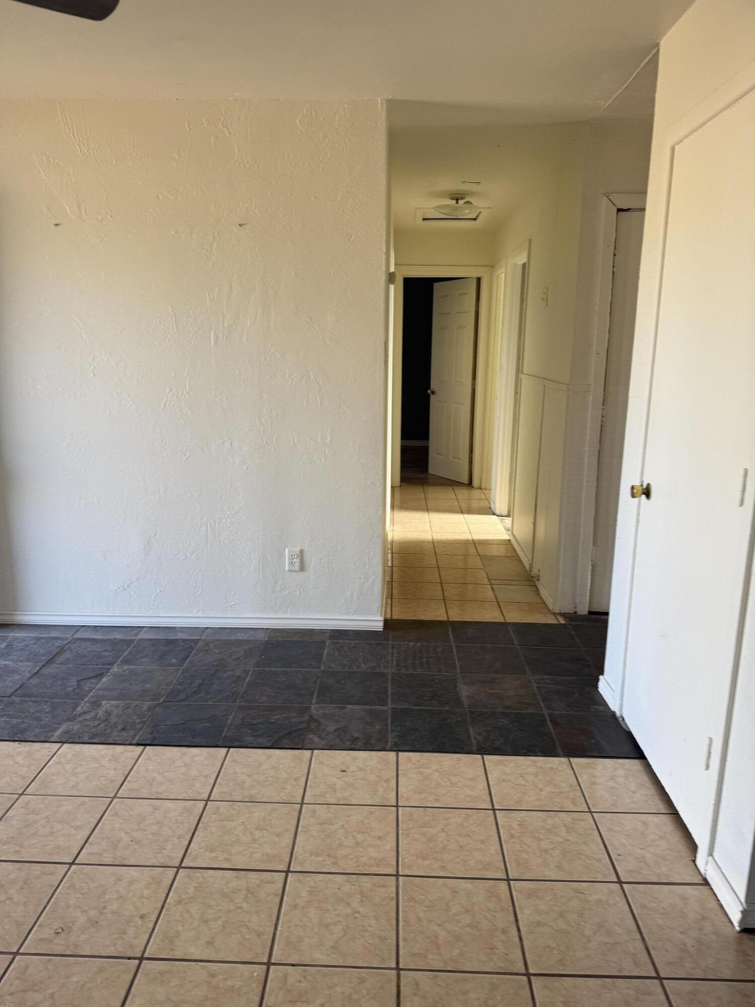 2722 East 7th Street Lubbock, TX 79403 - Photo 4 of 11 IMG_4480 (1)