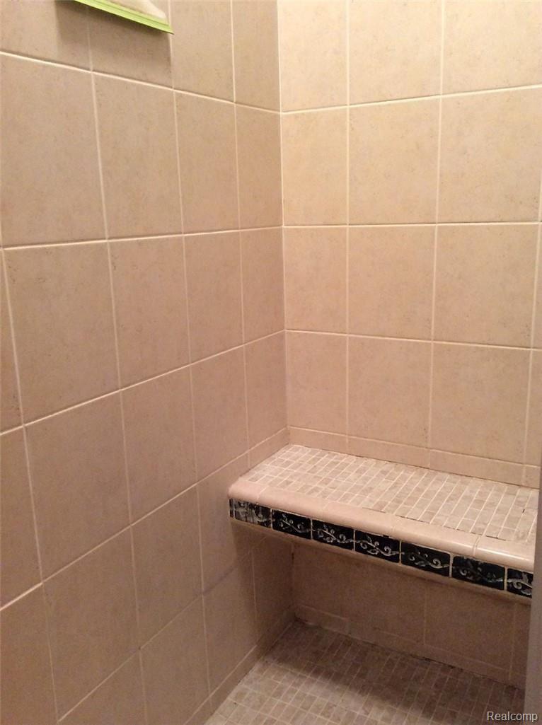 15125 Eddy Lake Road Fenton, MI 48430 - Photo 25 of 59 IMG_0965.jpg