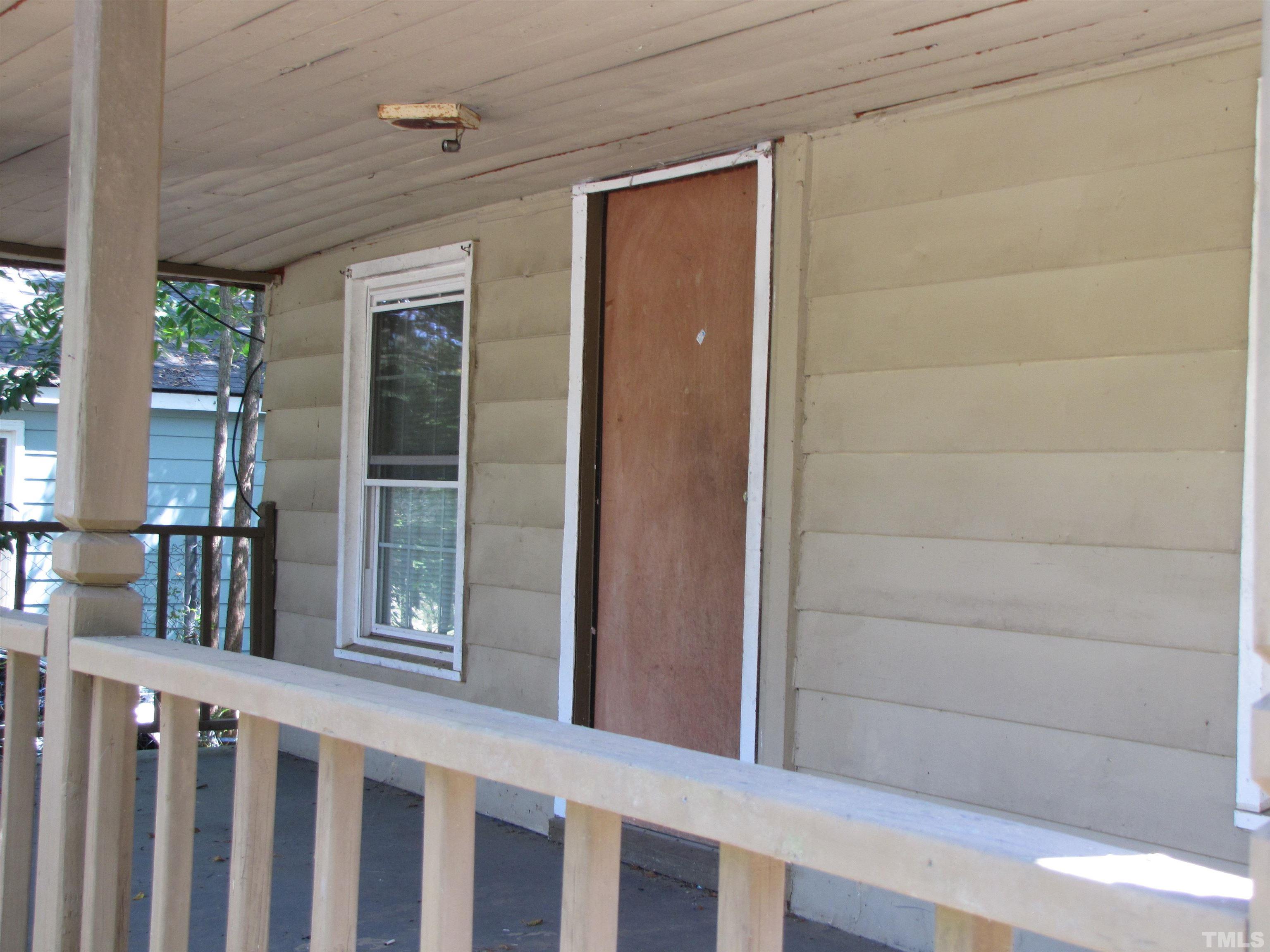 109 Prospect Avenue Raleigh, NC 27603 - Photo 2 of 9
