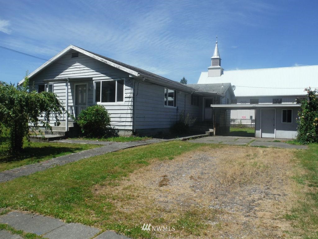 215 Alder Street Sultan, WA 98294 - Photo 2 of 10