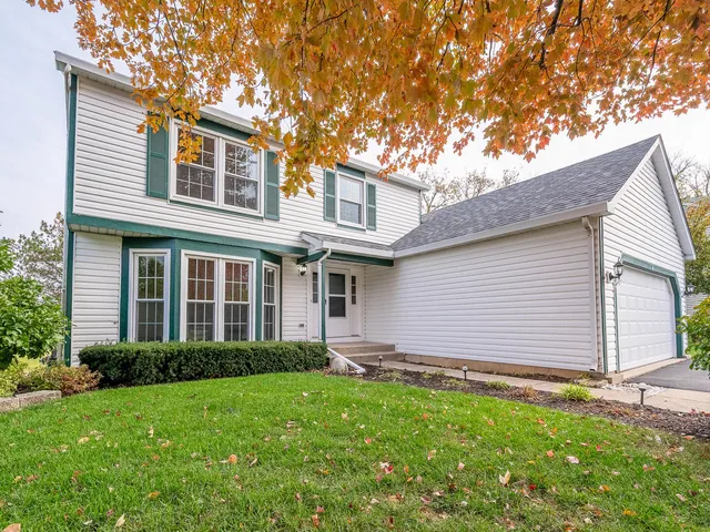 $369,900 | 4 Candlewood Court, Cary, IL 60013