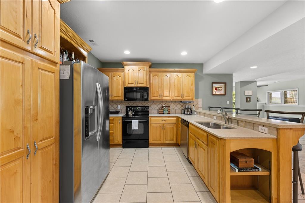 28265 Overbrook Road Paola, KS 66071 - Photo 36 of 70
