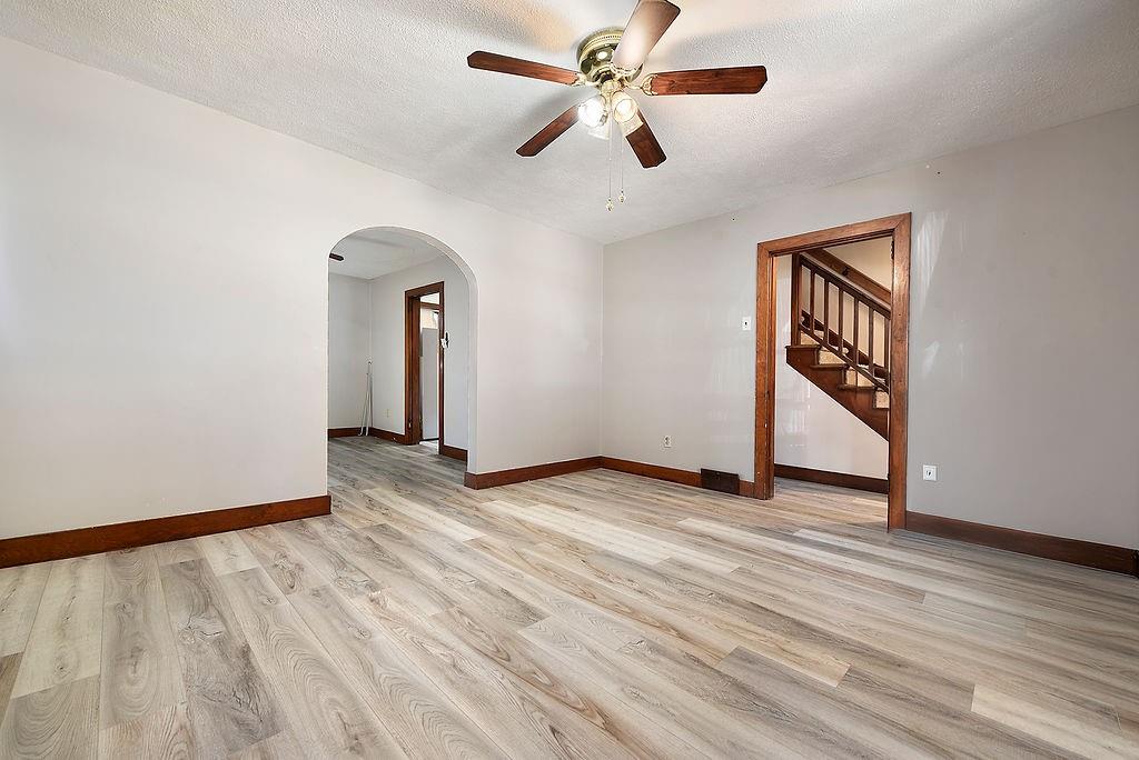 825 Pine Street Ambridge, PA 15003 - Photo 2 of 23