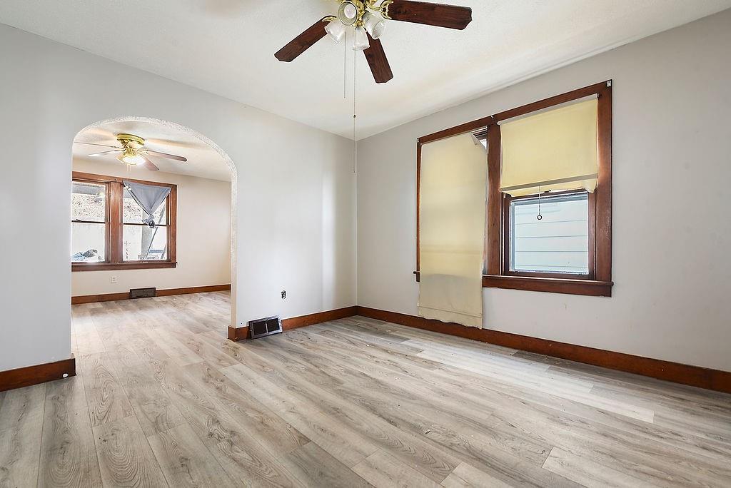 825 Pine Street Ambridge, PA 15003 - Photo 5 of 23