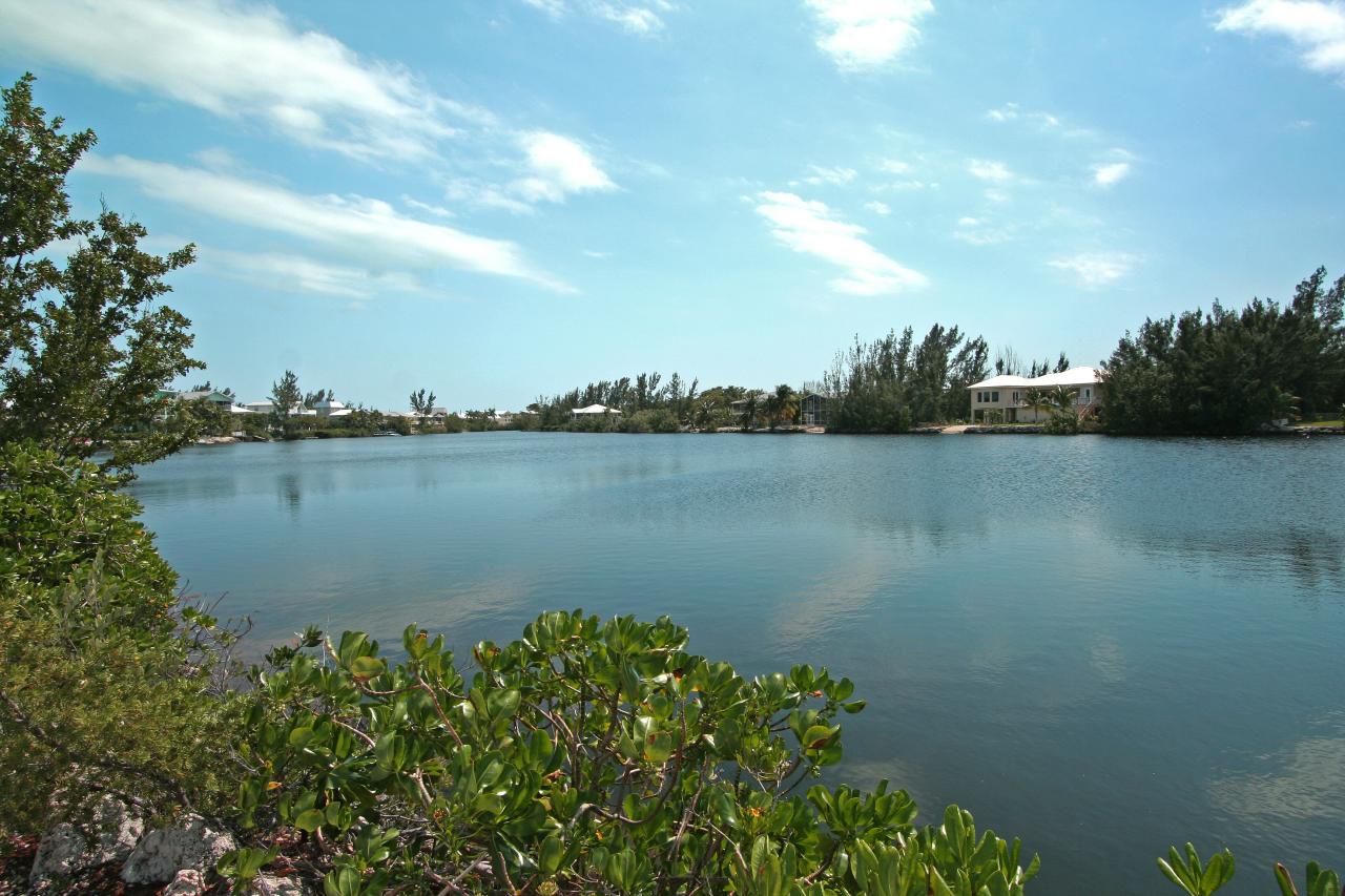 58 Mutiny Place Key Largo, FL 33037 - Photo 1 of 4 Lake View