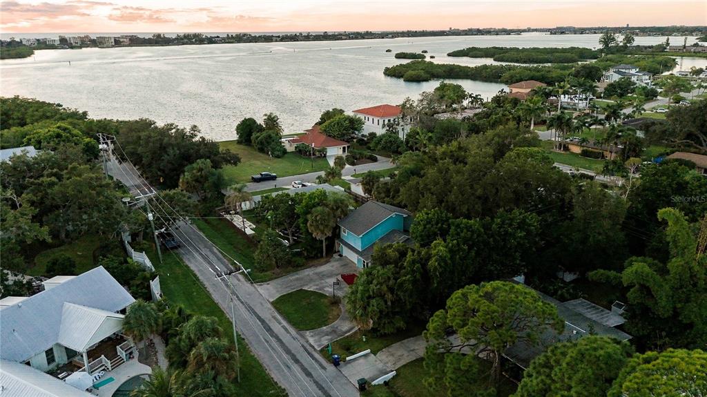 1613 Wharf Road Sarasota, FL 34231 - Photo 64 of 81 Gallery Image 64