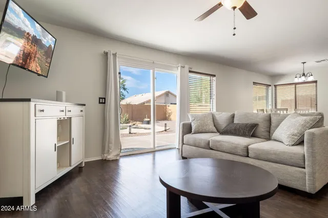 $5,000 | 7515 East Laguna Azul Avenue, Mesa, AZ 85209