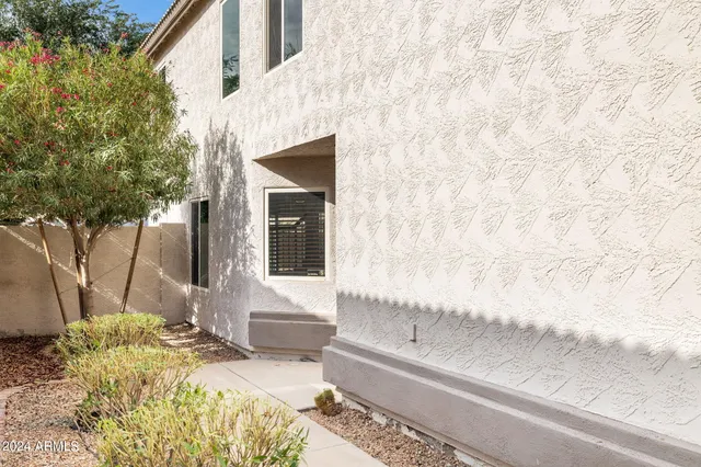 $5,000 | 7515 East Laguna Azul Avenue, Mesa, AZ 85209