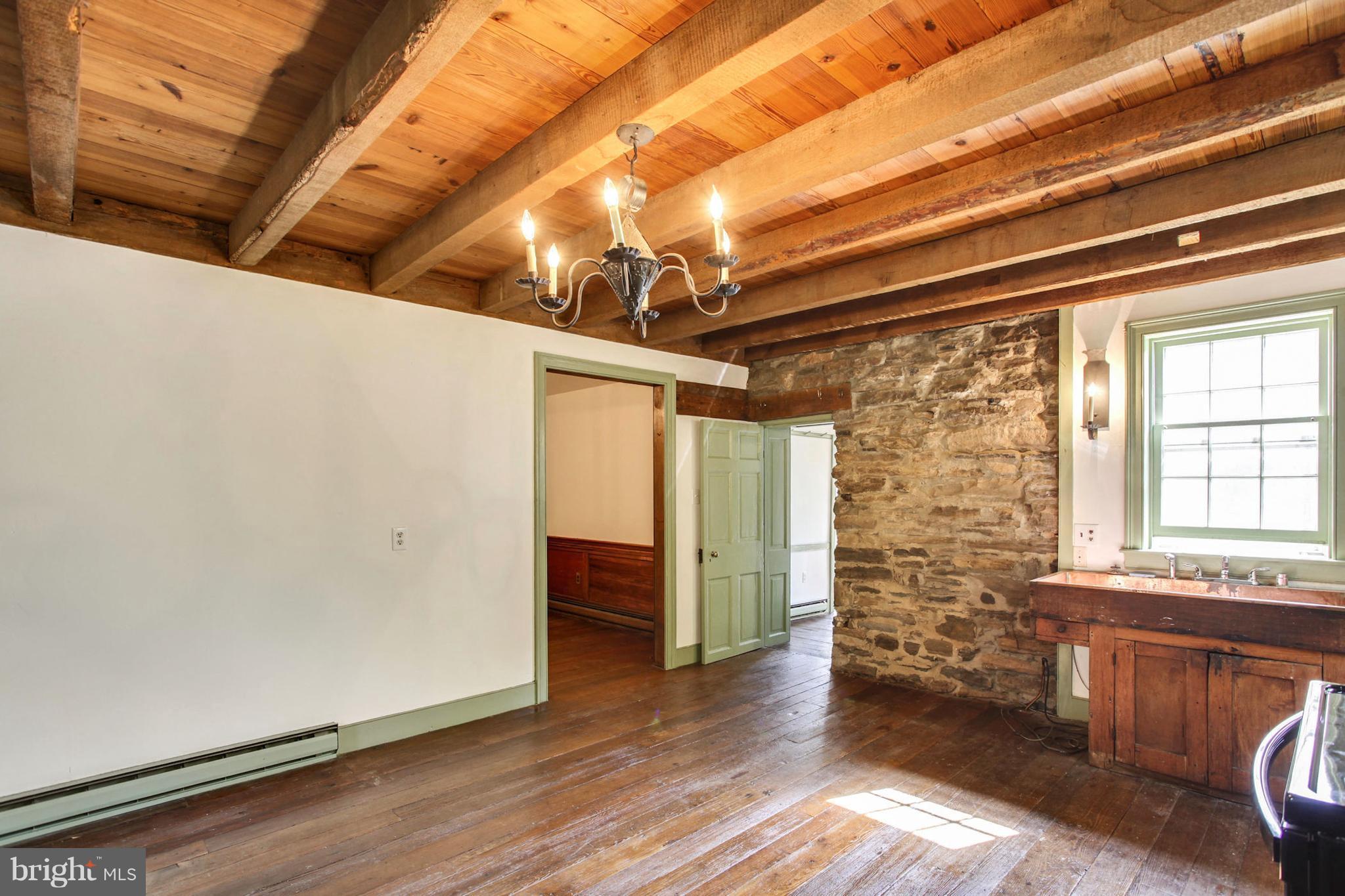 8106 Buckland Mill Road Gainesville, VA 20155 - Photo 13 of 30 Interior (General)