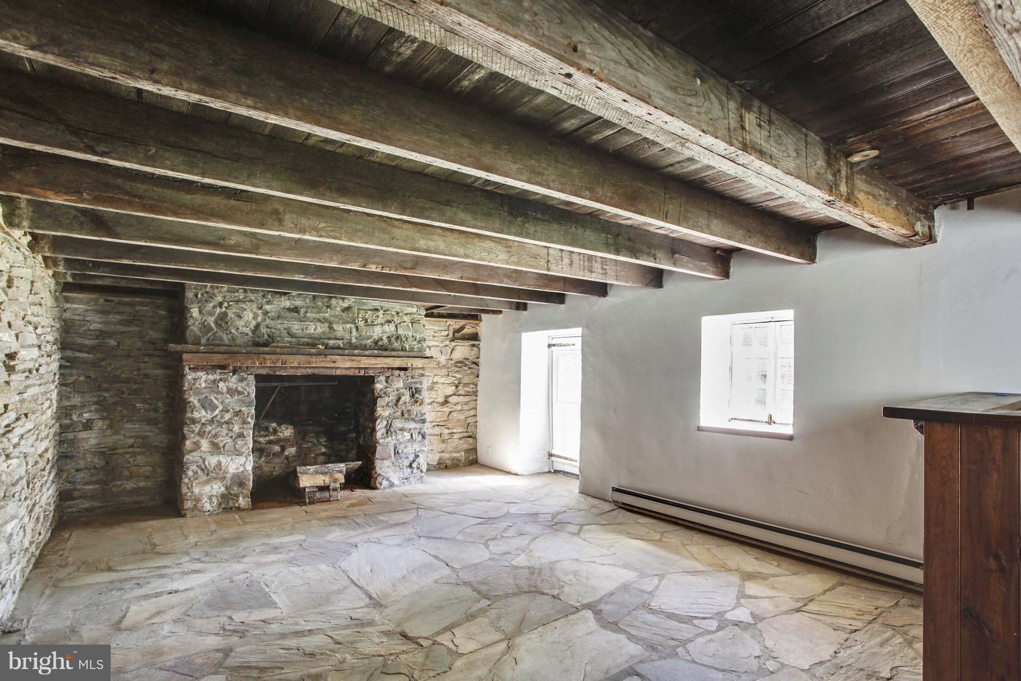 8106 Buckland Mill Road Gainesville, VA 20155 - Photo 19 of 30 Interior (General)