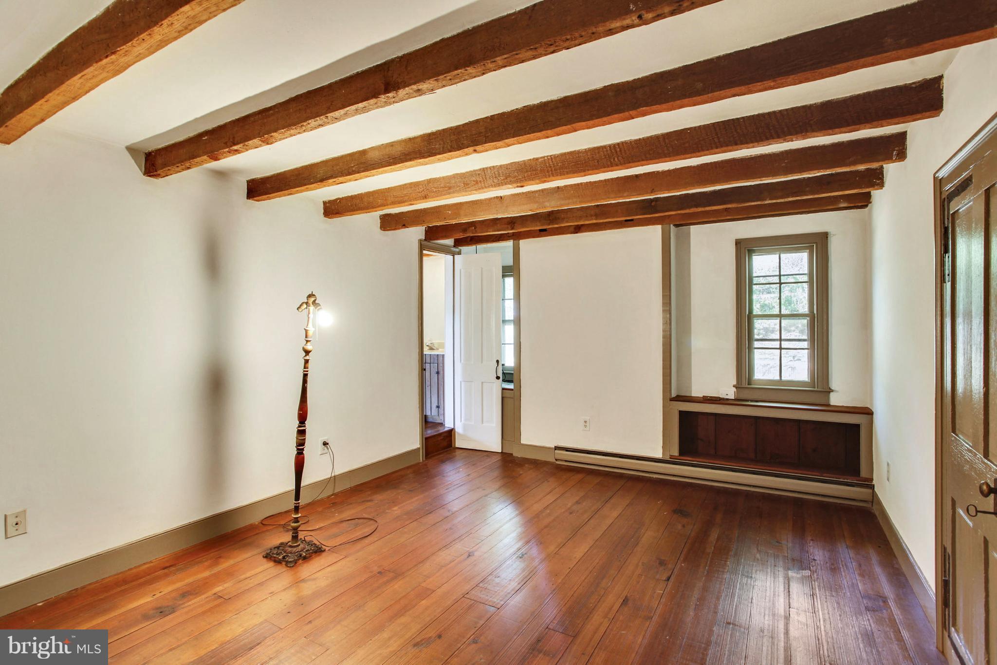 8106 Buckland Mill Road Gainesville, VA 20155 - Photo 23 of 30 Interior (General)