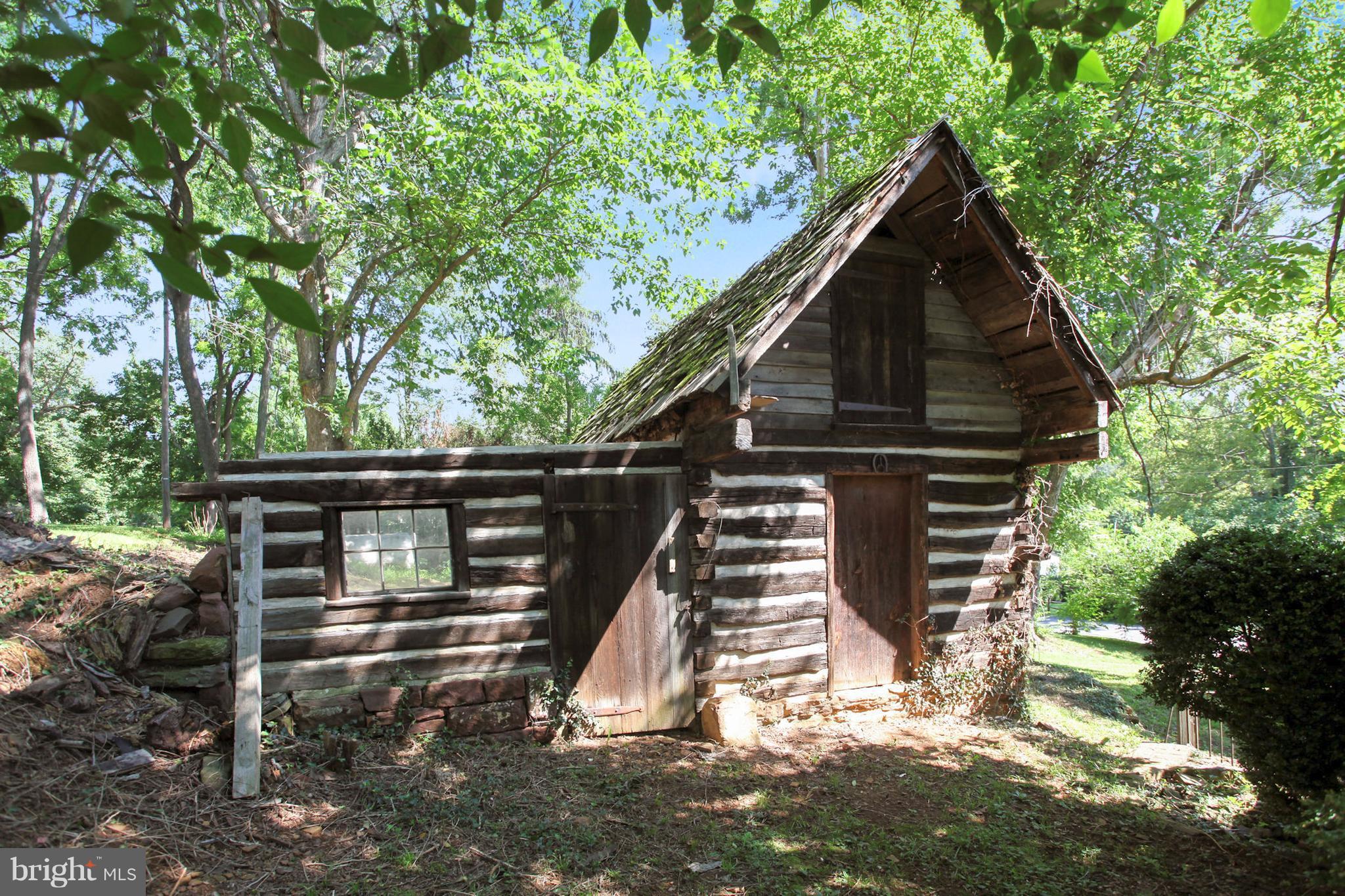 Exterior (Front)