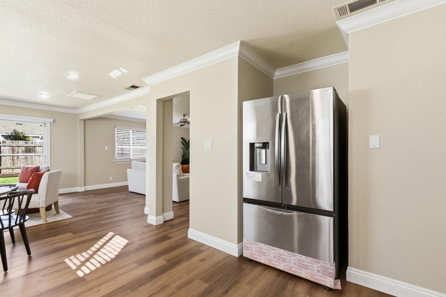 2247 Whistler Way Rancho Cordova, CA 95670 - Photo 11 of 32