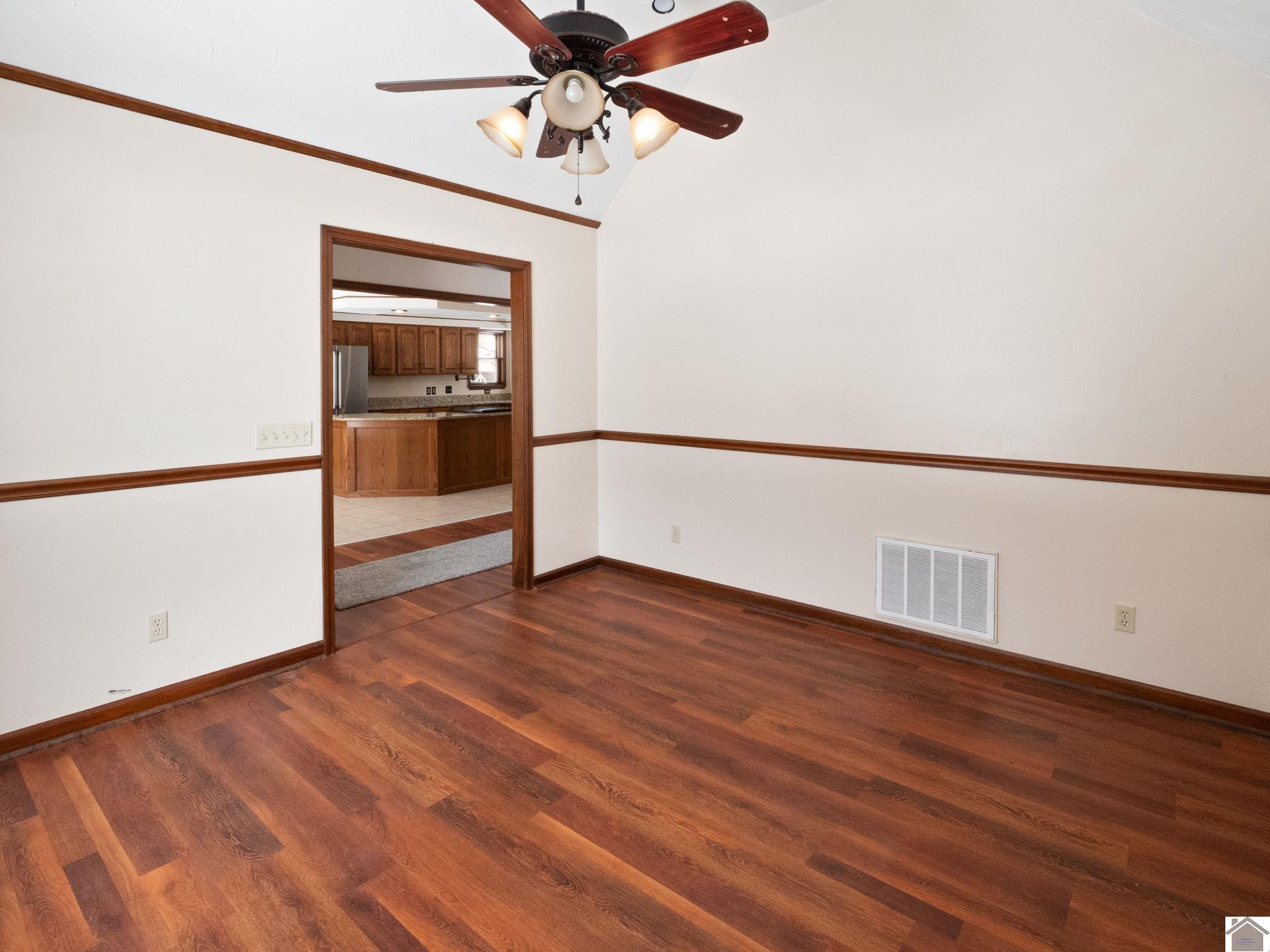 128 Geurin Road Murray, KY 42071 - Photo 15 of 50 Photo 15