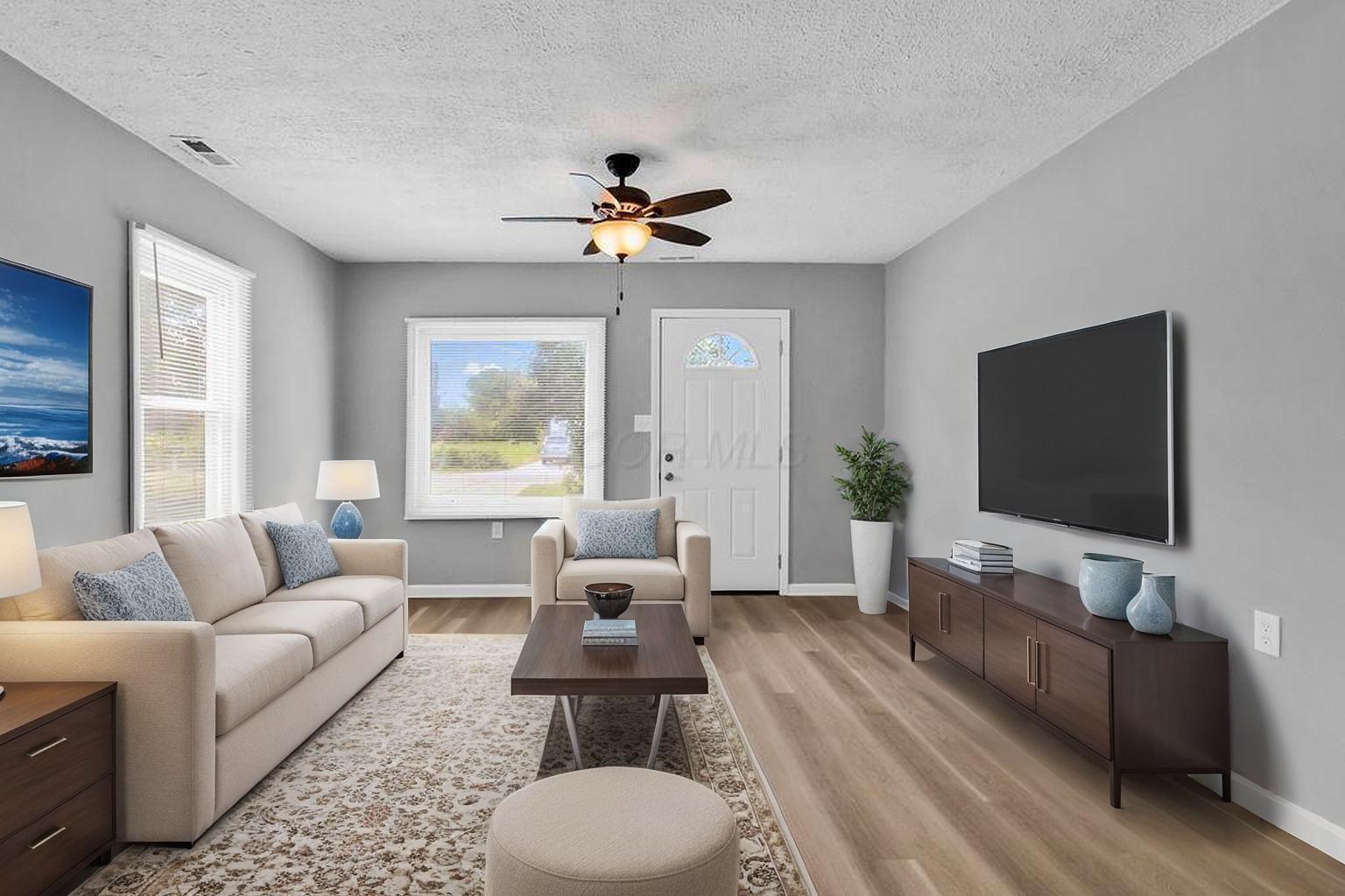 1124 Rumsey Road Columbus, OH 43207 - Photo 10 of 40 rum-lr-tbs - Living Room - Standard - 0