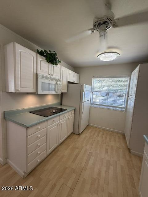 423 West 14th Street Tempe, AZ 85281 - Photo 5 of 25 Kitchen