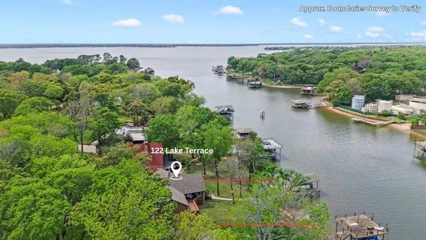 $999,000 | 122 Lake Terrace Drive, Mabank, TX 75156