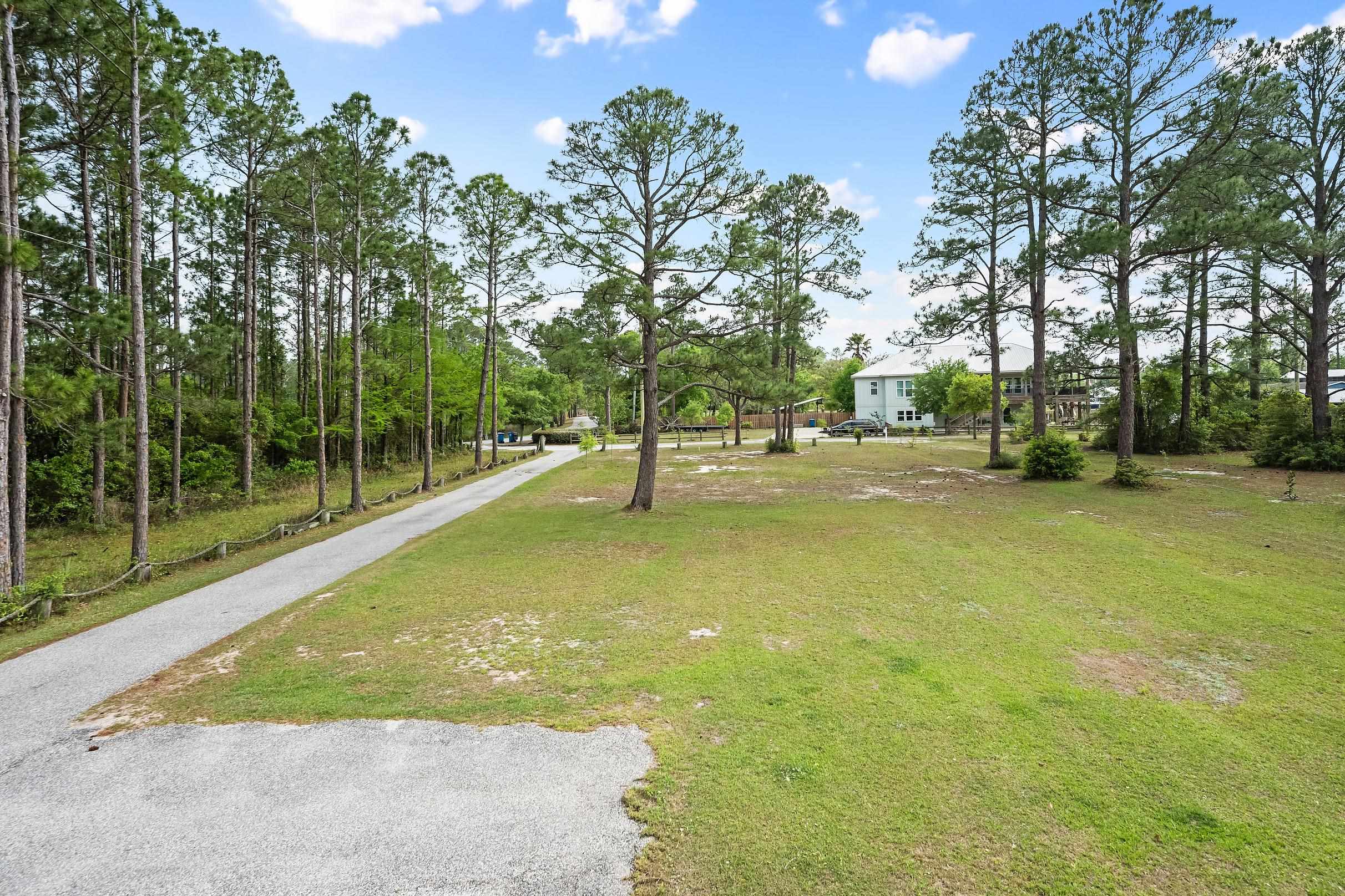24321 Gulf Bay Road Orange Beach, AL 36561 - Photo 29 of 33 Driveway