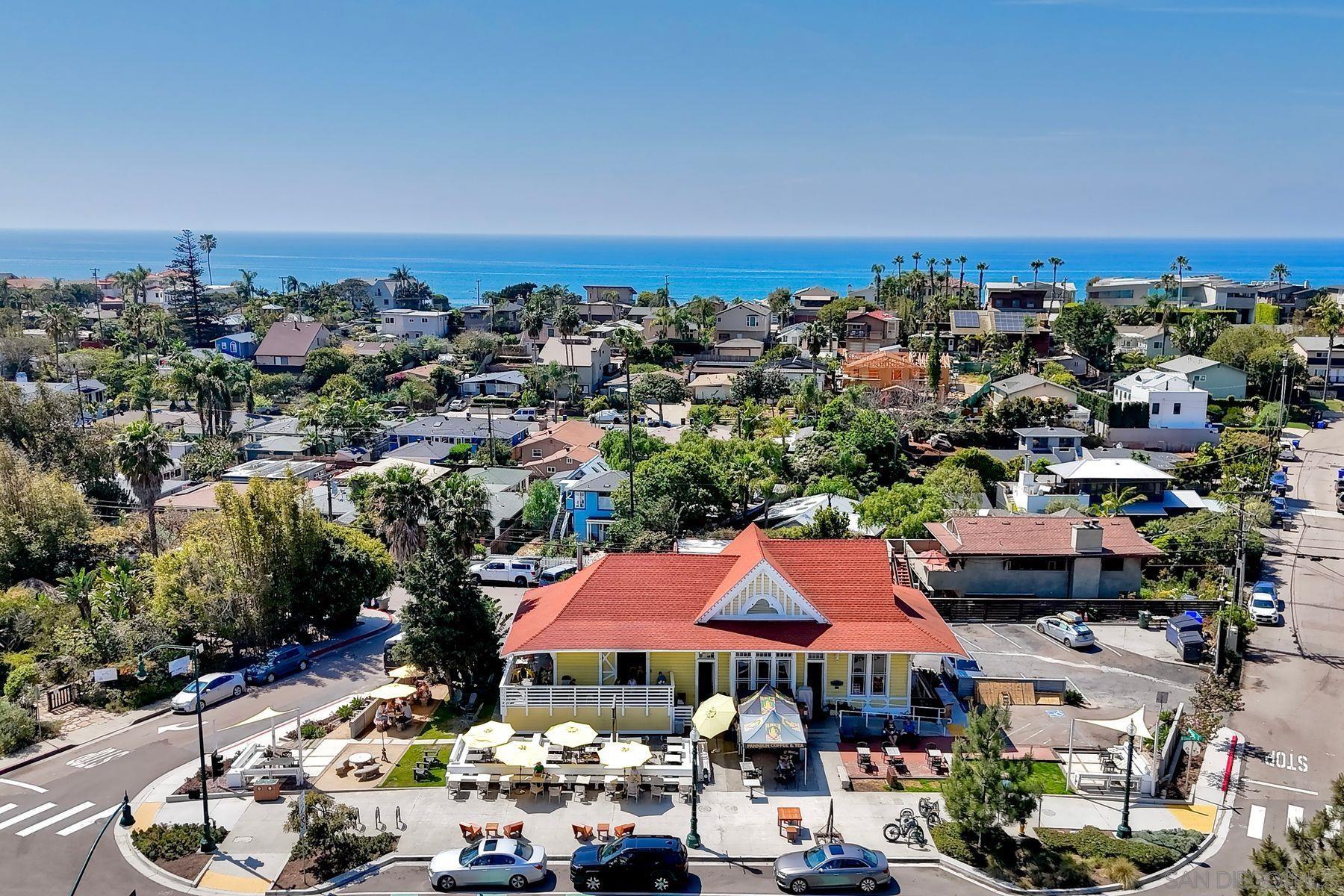 569 Hermes Avenue Encinitas, CA 92024 - Photo 15 of 16 an aerial view of a houses and city street
