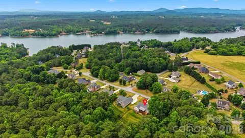 $619,900 | 3422 North Bay Drive, Granite Falls, NC 28630
