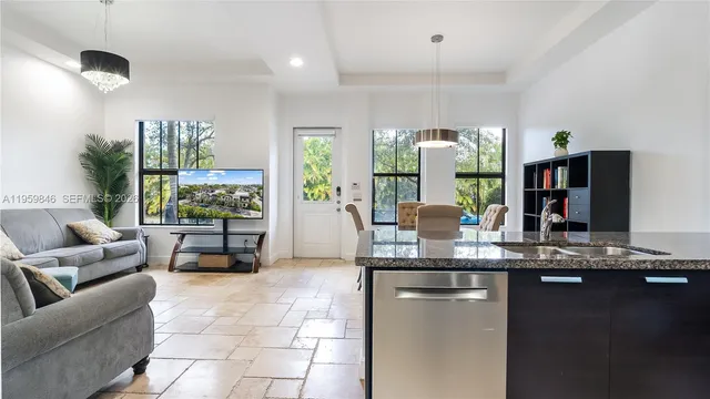 $749,000 | 8362 Northwest 52nd Terrace, Doral, FL 33166