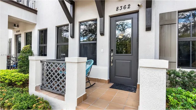 $749,000 | 8362 Northwest 52nd Terrace, Doral, FL 33166