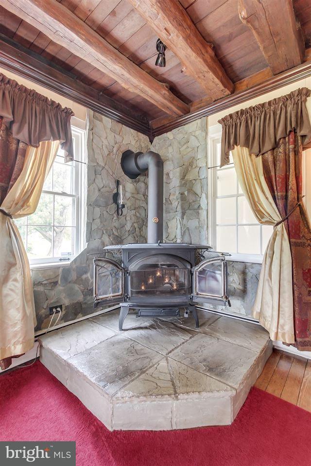 698 New Park Road New Park, PA 17352 - Photo 6 of 27 Gallery Image 6