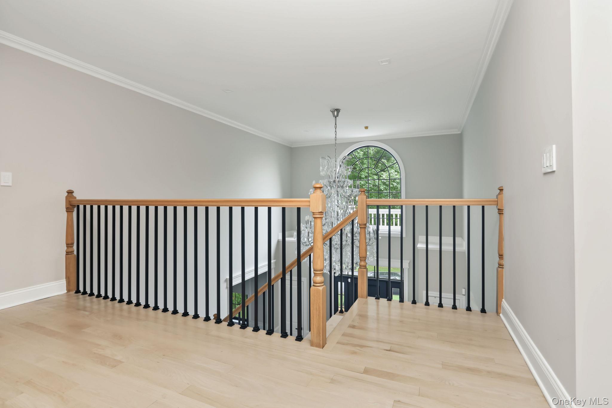 333 Lyncroft Road New Rochelle, NY 10804 - Photo 23 of 44 Landing with new railing.