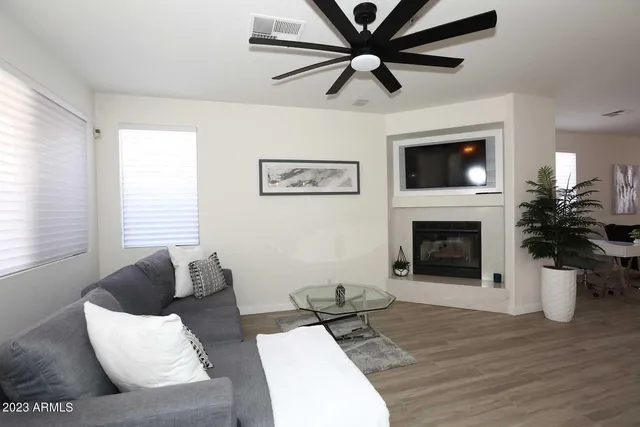 $3,750 | 24624 North 72nd Place, Scottsdale, AZ 85255