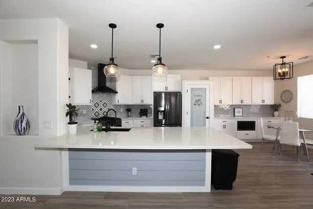 $3,750 | 24624 North 72nd Place, Scottsdale, AZ 85255