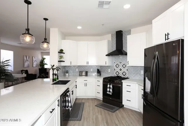 $3,750 | 24624 North 72nd Place, Scottsdale, AZ 85255