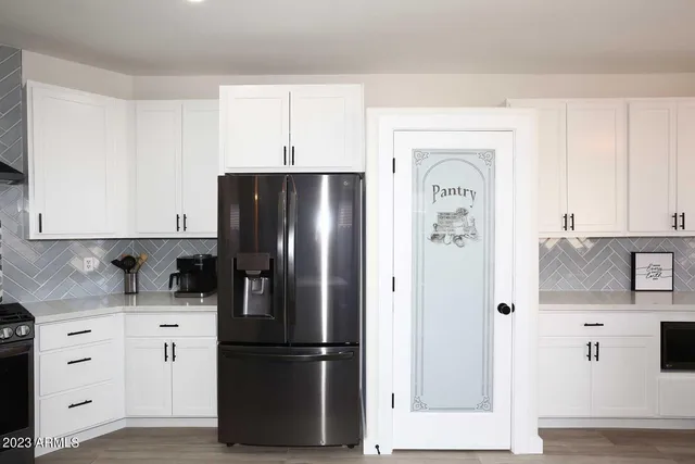 $3,750 | 24624 North 72nd Place, Scottsdale, AZ 85255