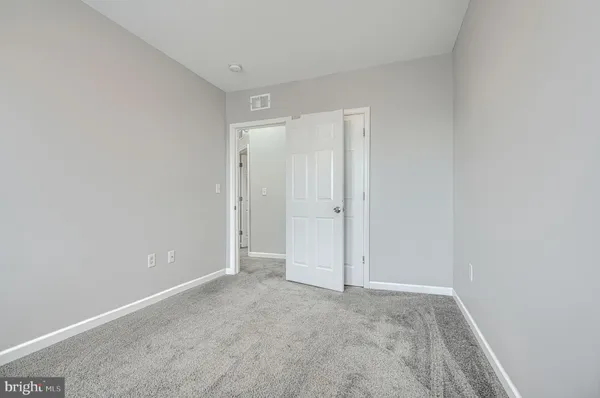 $2,300 | 1702 East 32nd Street, Baltimore, MD 21218