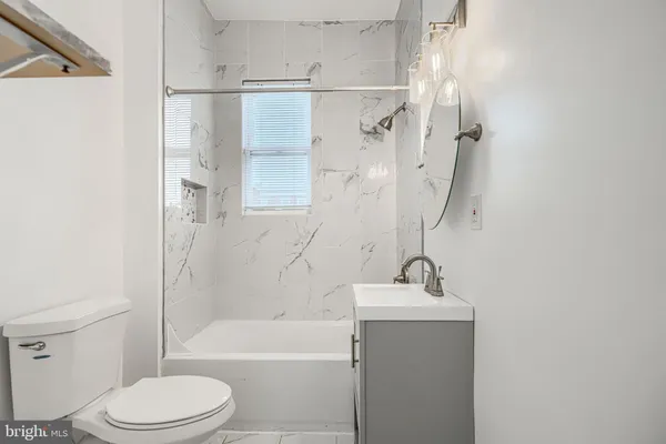 $2,300 | 1702 East 32nd Street, Baltimore, MD 21218