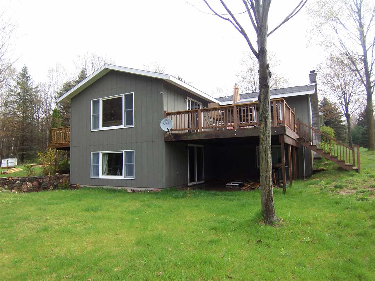 4758 South Rolland Road Blanchard, MI 49310 - Photo 32 of 51 1831625-31.JPG