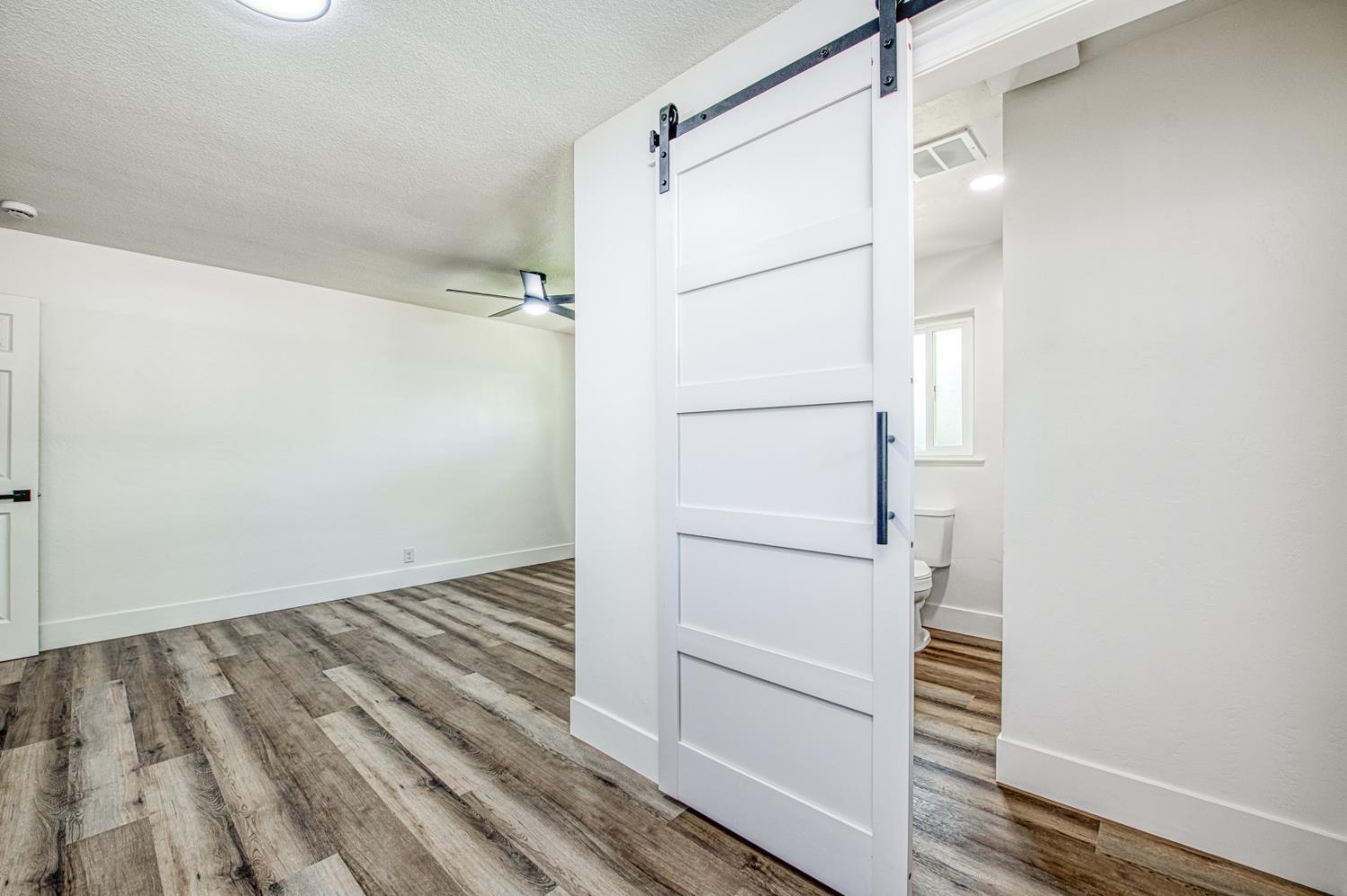 1408 East Richert Avenue Fresno, CA 93704 - Photo 13 of 30