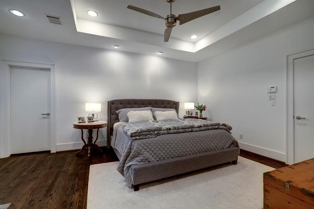 2007 Brun Street, Unit D Houston, TX 77019 - Photo 19 of 25 The room’s scale and elegant connection to the spa-like ensuite bathroom