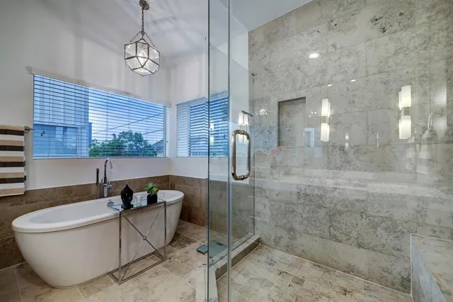 $4,650 | 2007 Brun Street, Unit D, Houston, TX 77019