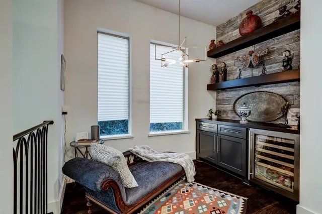 $4,650 | 2007 Brun Street, Unit D, Houston, TX 77019