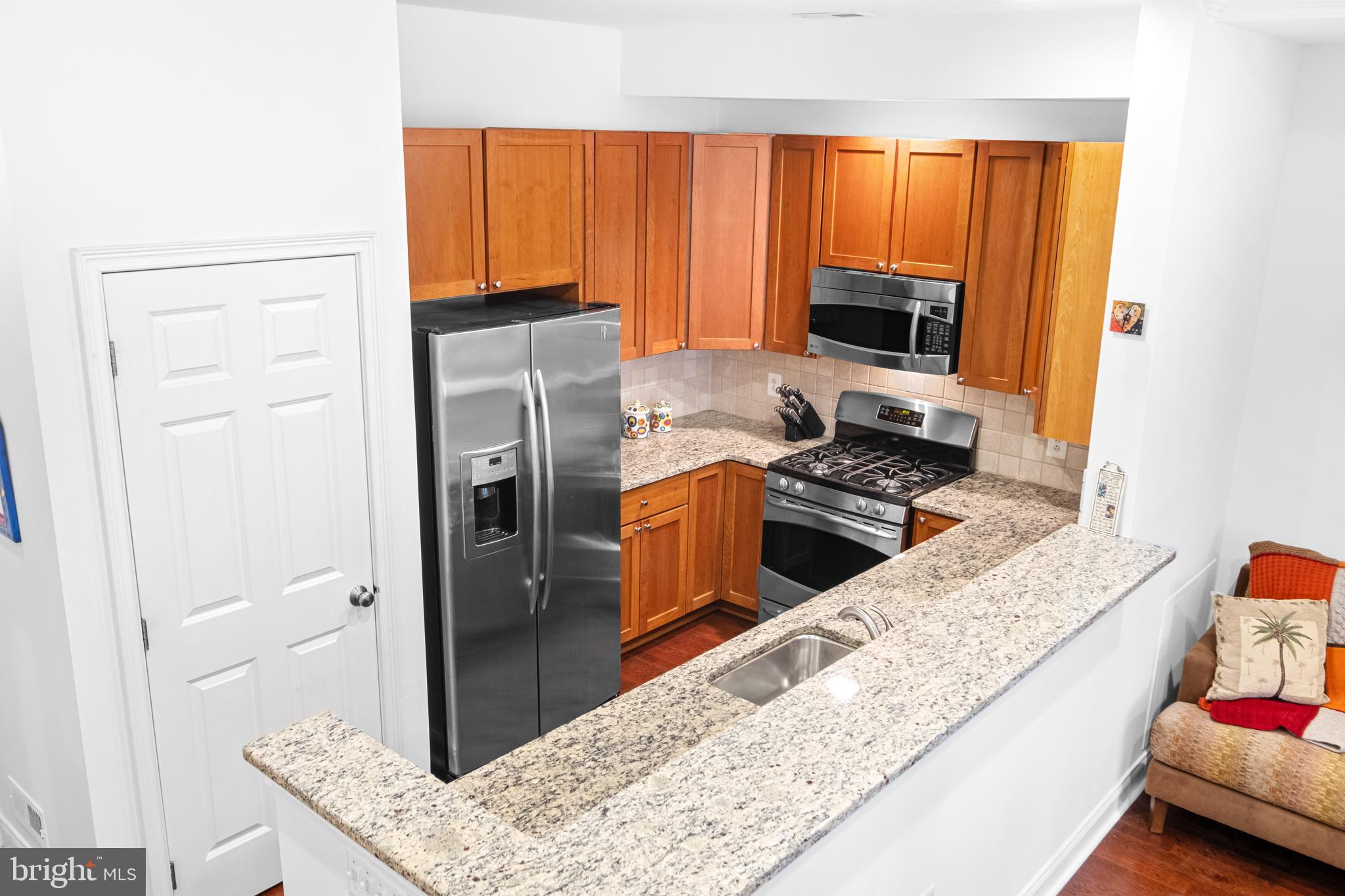 304 Captains Way Philadelphia, PA 19146 - Photo 19 of 63
