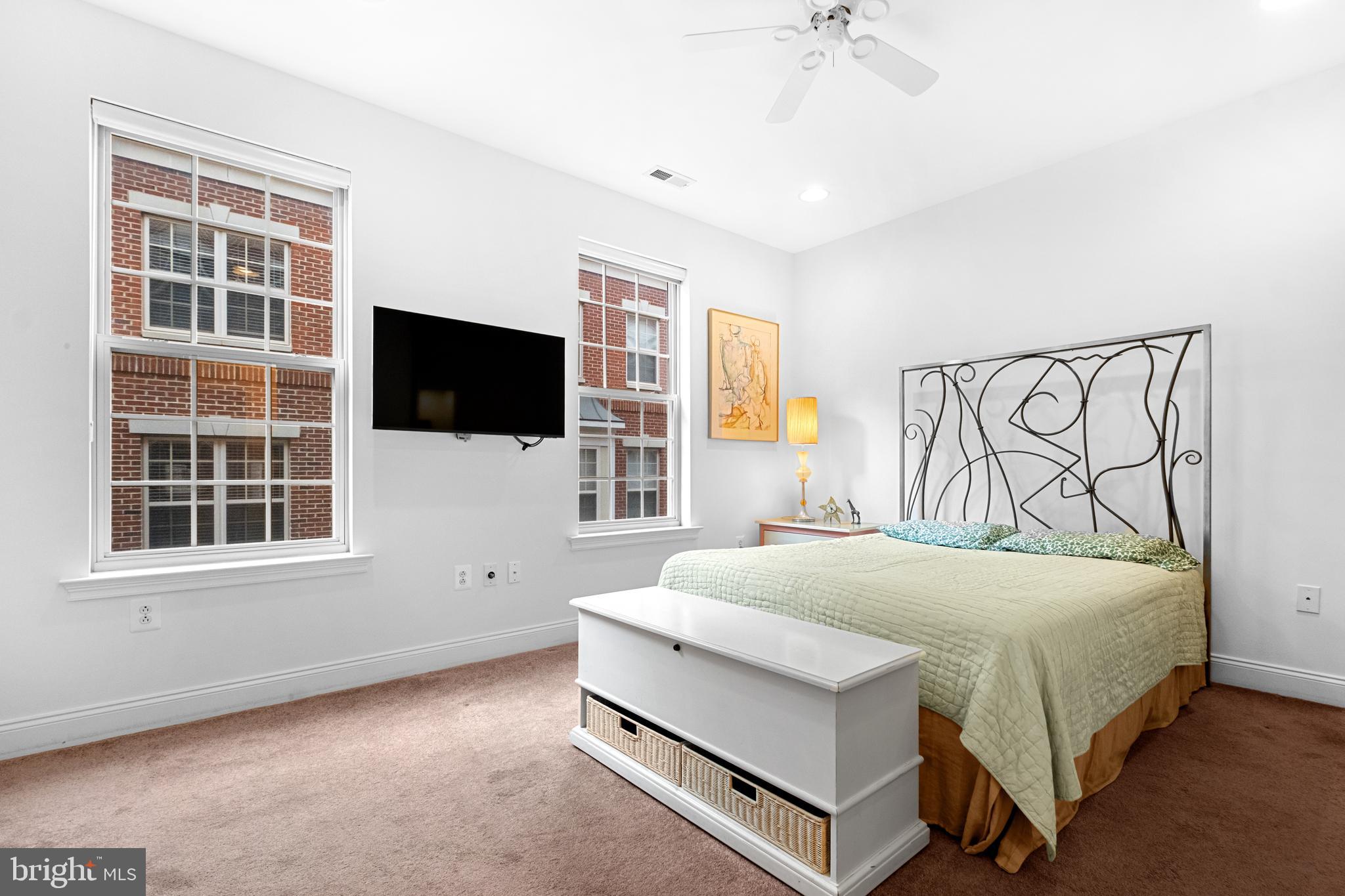 304 Captains Way Philadelphia, PA 19146 - Photo 23 of 63