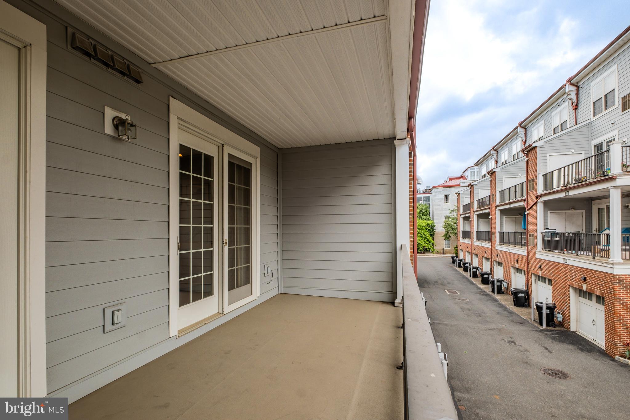 304 Captains Way Philadelphia, PA 19146 - Photo 36 of 63